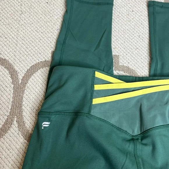 💚 Fabletics Motion 365 Boost PowerHold High-Waisted 7/8 Leggings - Picture 10 of 10
